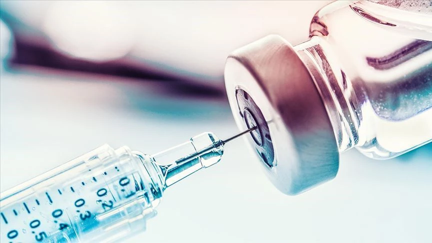 AŞI VE PCR TESTİ HUKUKEN ZORUNLU MUDUR?