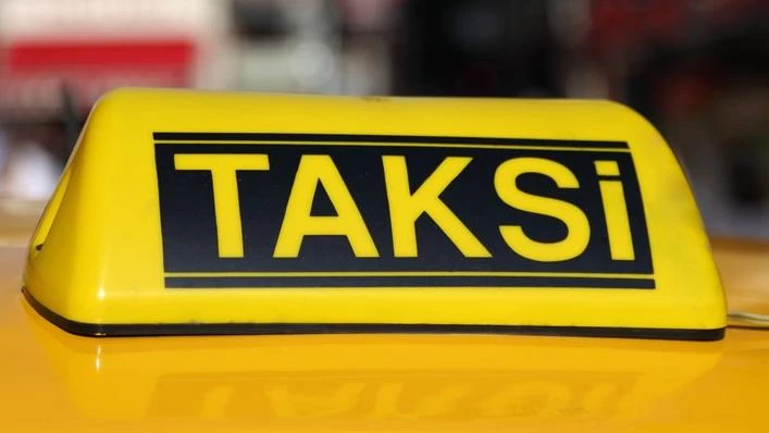 TAKSİ/MİNİBÜS PLAKA DAVALARI VE ANAYASA MAHKEMESİNİN MÜLKİYET HAKKI YORUMU 